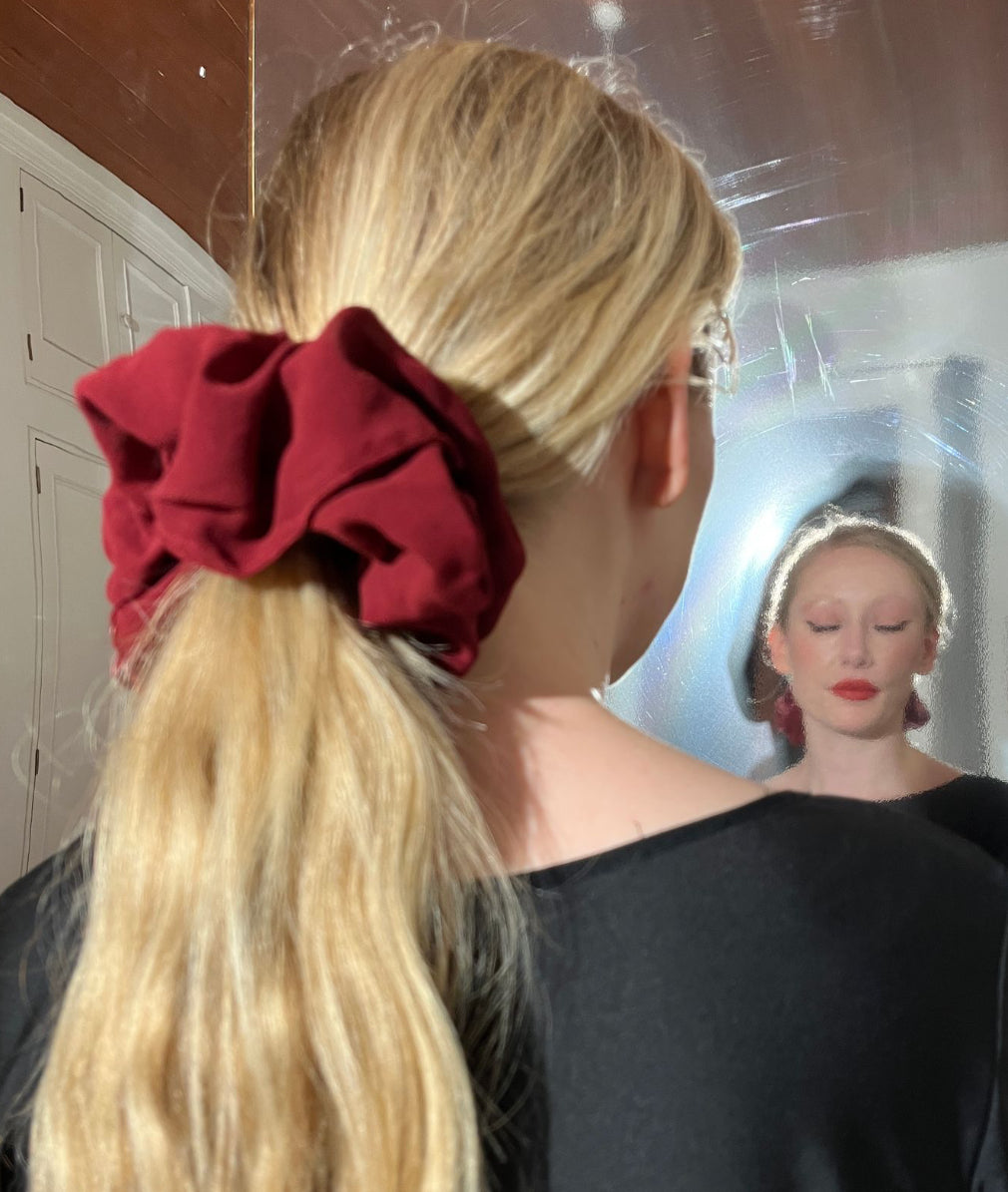 Scrunchie ~ Crimson silk chiffon