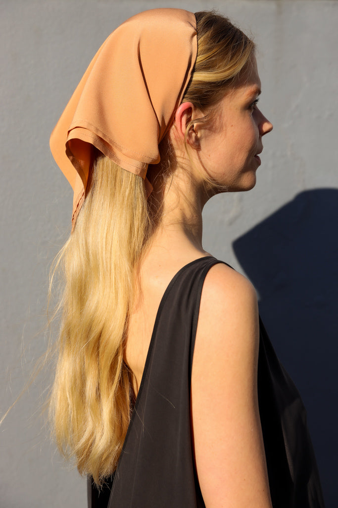 Macbeth Scarf ~ Peach Tea