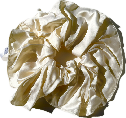 Scrunchie - Crème Silk Satin