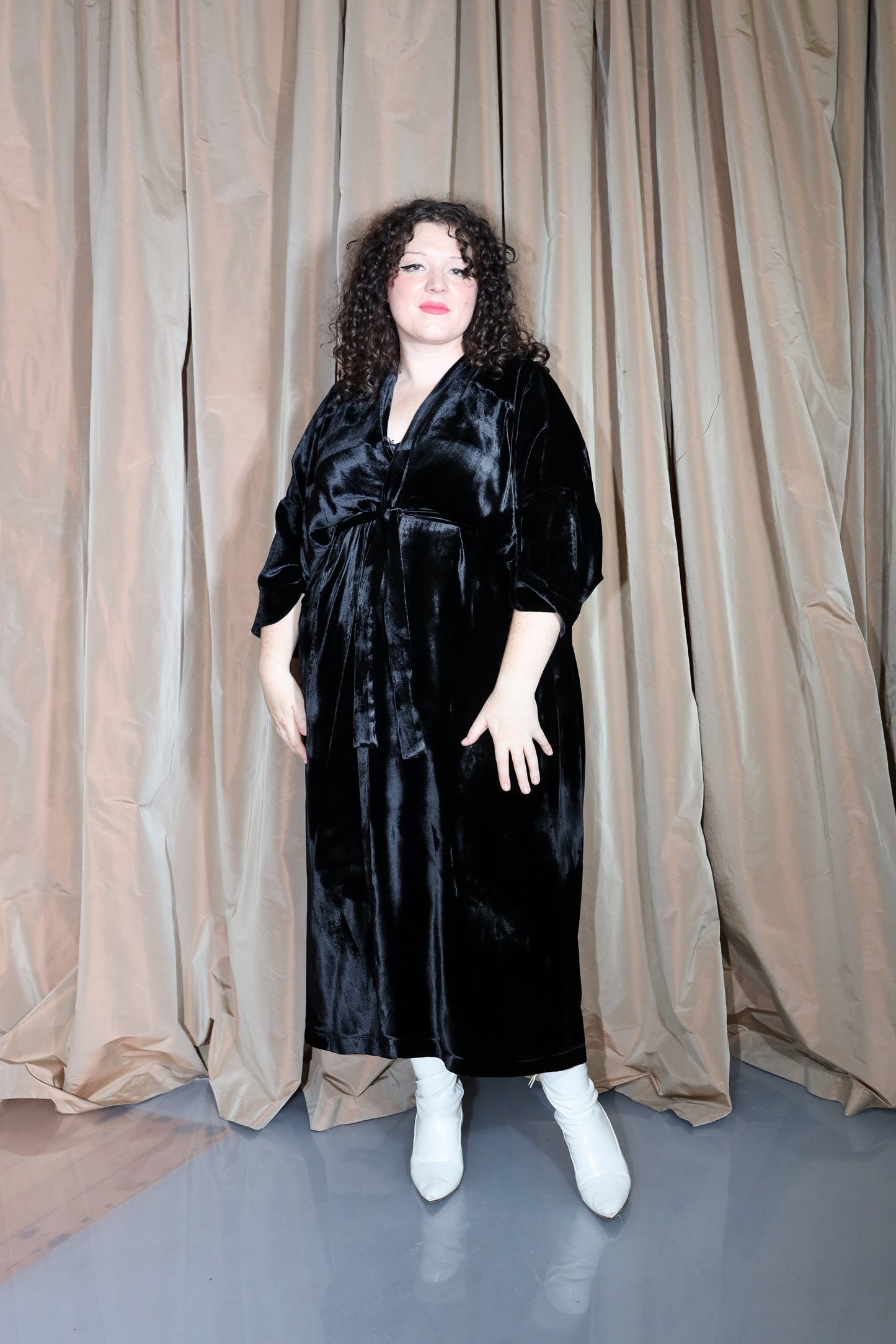 Diamond Star Robe ~ Black Velvet